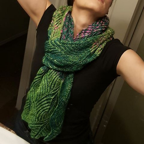 Ravelry Flying Fish Scarf pattern by Nancy Marchant