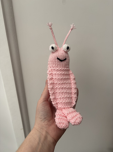 Ravelry: Sheldon Shrimp Toy (Jellycat) pattern by Emma Whittle