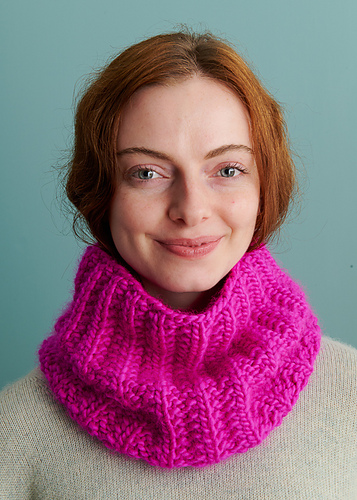 Ravelry: Learn To Knit A Cowl pattern by Purl Soho