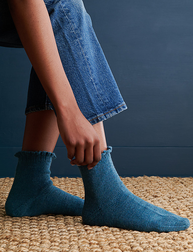 Ravelry: Ruffle Socks pattern by Purl Soho