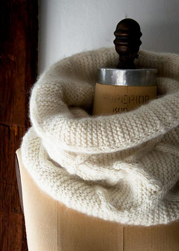 Cable Cloud Cowl photo 1