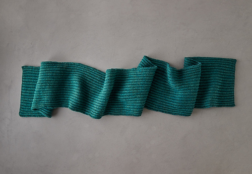 Brioche Scarf in Worsted Twist photo 7