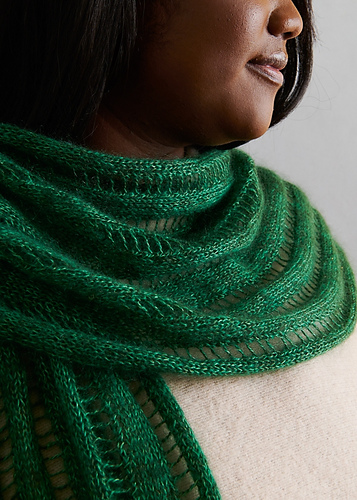 Lace Columns Wrap photo 1