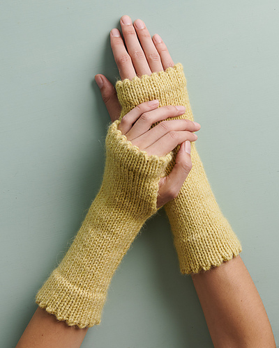 Picot Hat + Hand Warmers photo 6