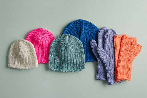Easy Hat, Mittens + Hand Warmers photo 7