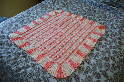 Ruffle Edge Blanket photo 2