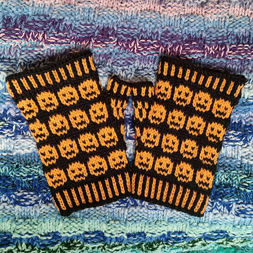 Sophie's Pumpkin Mitts