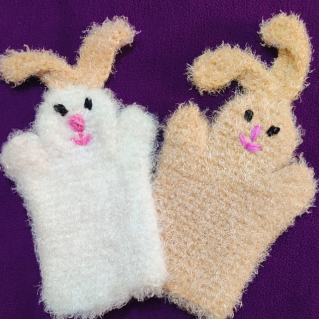 Ravelry Rabbit Bunny Hand Puppet pattern by Rajeshwari Singh