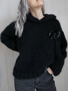 Fuxia Hoody Sweater in total-balck