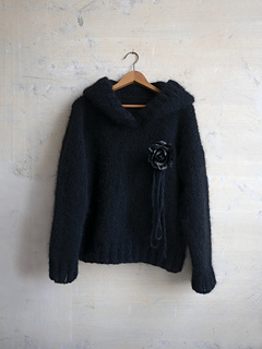 Fuxia Hoody Sweater in total-black