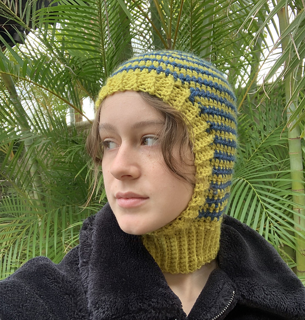 Ravelry: Snug Balaclava pattern by 