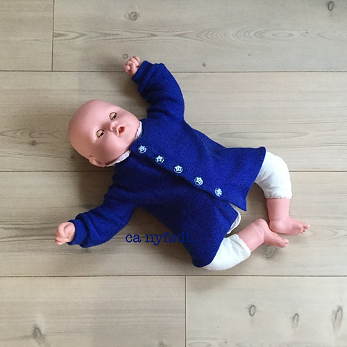 Babyjakke på tvers/Baby cardigan - 