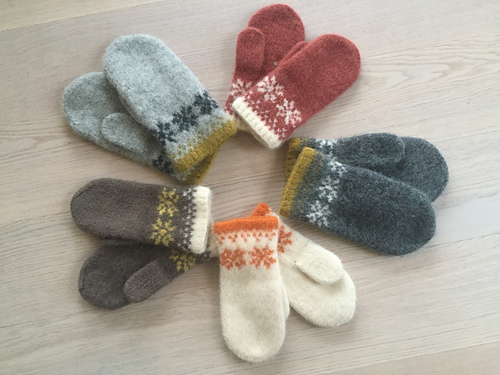 Vinterroser - tova votter - Rita Nygård Andersen