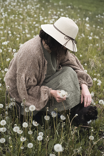 Balloon-sleeve Cardigan - Neringa Ruke