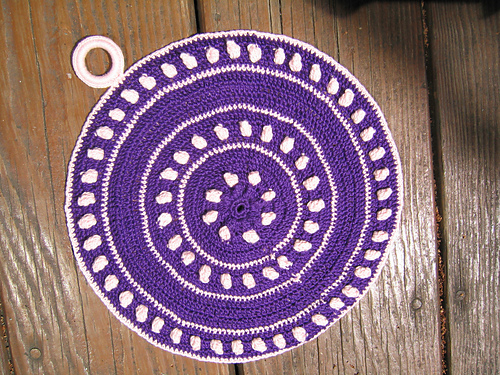 Red and White Potholder photo 2