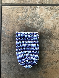 Ravelry: White Claw Slim Can Koozie Cozy pattern by Chelsea Mae