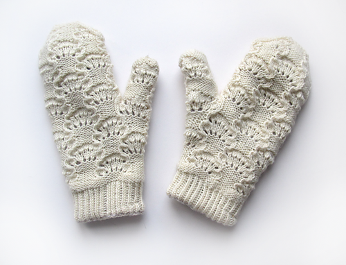 Cloud Mittens photo 2