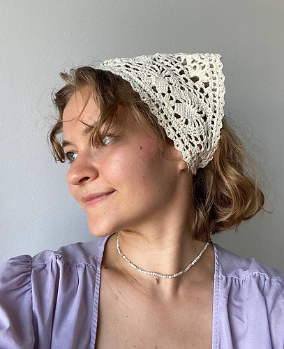 Lilly Lace Bandana