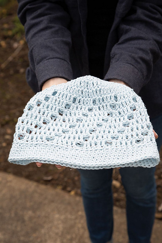 Ravelry: Flatter pattern by Sati Glenn
