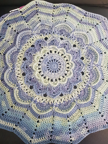 Ravelry: Flower Ripple Blanket pattern by Shelley Cottom