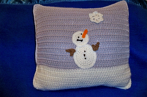 Ravelry: Snowy Day Pillow pattern by Michele Wilcox