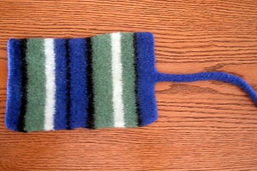 Felted Needle Holder photo 3