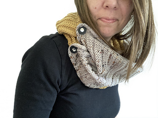 Sample 2 in Blonde Roast and Octember. Air Hugs Wrap styled as a double wrap cowl, using JUL pedestal buttons to close the long loop.