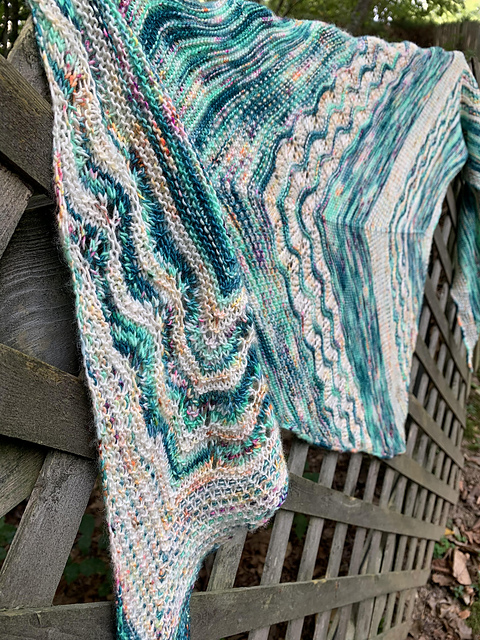 Ravelry: Splash and Bubbles pattern by Katie Degroff Knits