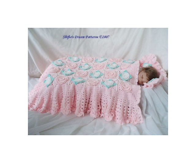 Ravelry Moses Basket Blanket 81 pattern by ShiFio's Patterns