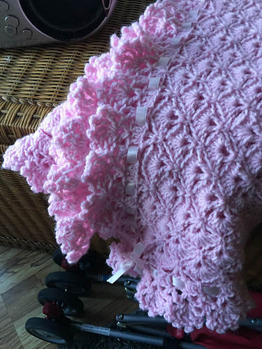 FanTail Baby Blanket/Shawl photo 12
