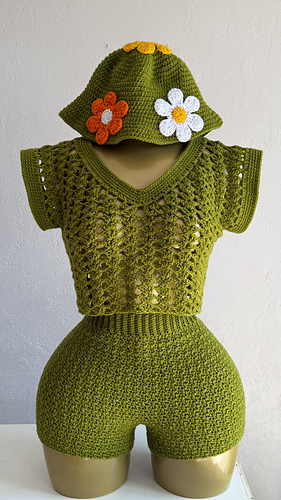 Shell stitch top