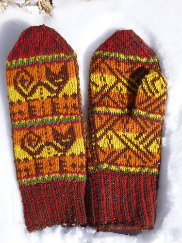 Ravelry: Inca Cat Mittens pattern by Sonja Launspach Kunstwerk Designs