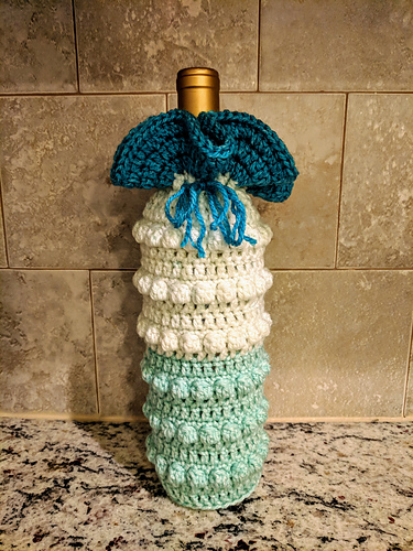 The Bubbly Bottle Bag photo 2