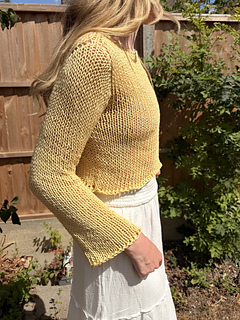IG: ChloeeKnits
Size XS