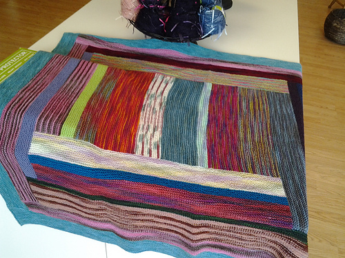 Itty Bitty Sock Yarn Bits Blanket photo 2