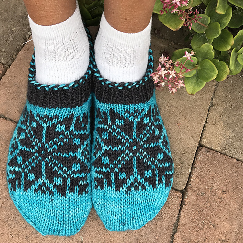 Uppsala Slippers - bysocalknitgirl