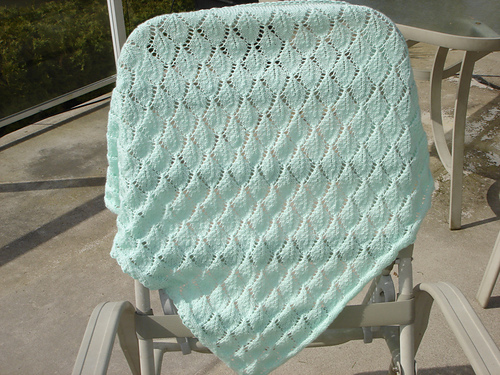 Leaf Triangular Shawl photo 2