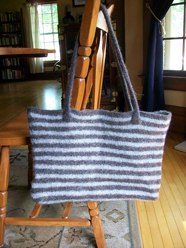 Windy City Tote photo 4