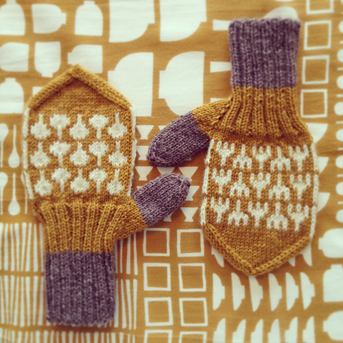 P.23 Cutlery Mittens 다른 모습 1