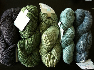 Green progression for Aranami shawl