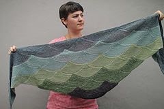 Aranami shawl in greens (full size)