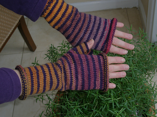 Fingerless Mittens Marina photo 4