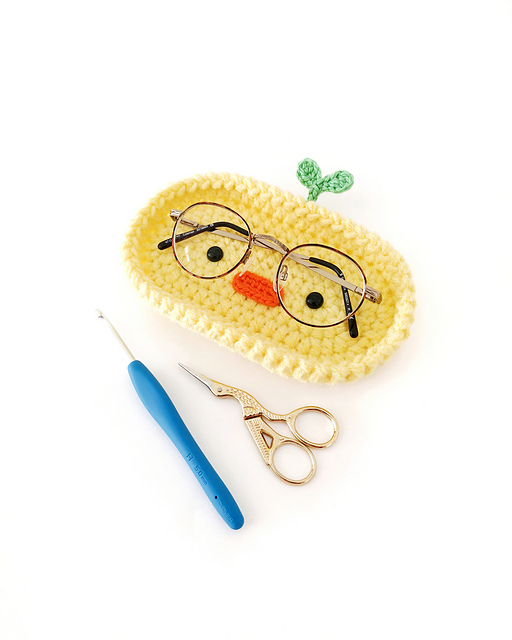 85 Free Crochet Farm Animals Patterns 49 Chick Glasses Holder Free Crochet Pattern