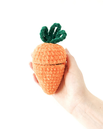 Carrot Pouch photo 3