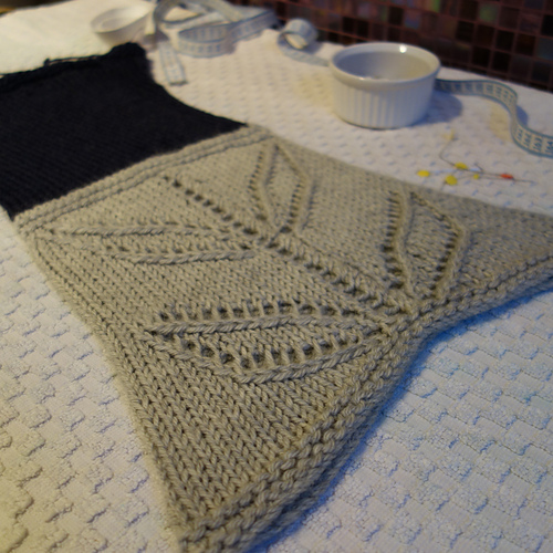 Ravelry: Leafmotif pattern by Susan Ashcroft