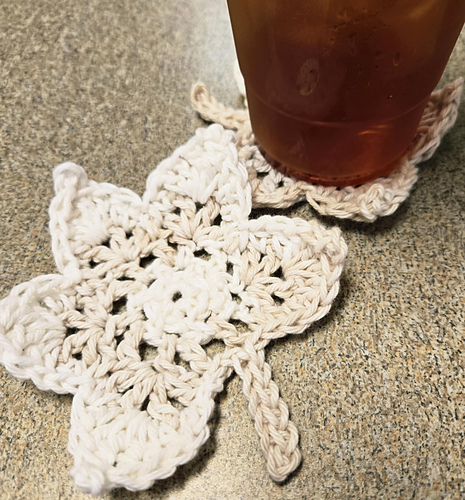 Lacy Maple Leaf photo 2