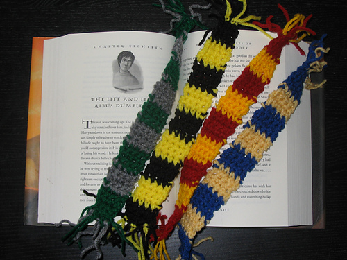 House Colors Scarf Bookmark photo 3