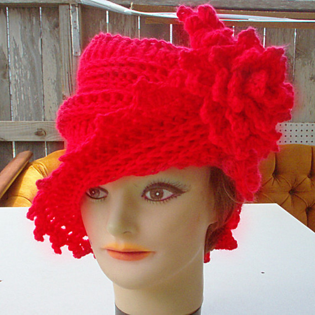 Ravelry: LAUREN Cloche pattern by strawberrycouture