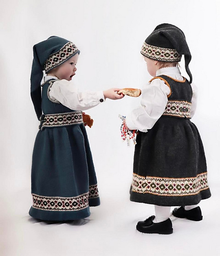 Ada Festdrakt - Isabelle Andreassen