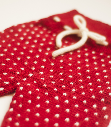 Jordbærbuksa / Strawberry Pants - Tina Hauglund